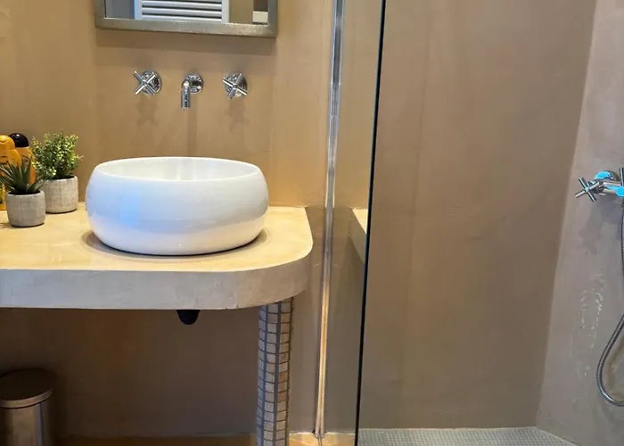 Rest And Relax - On The Arona